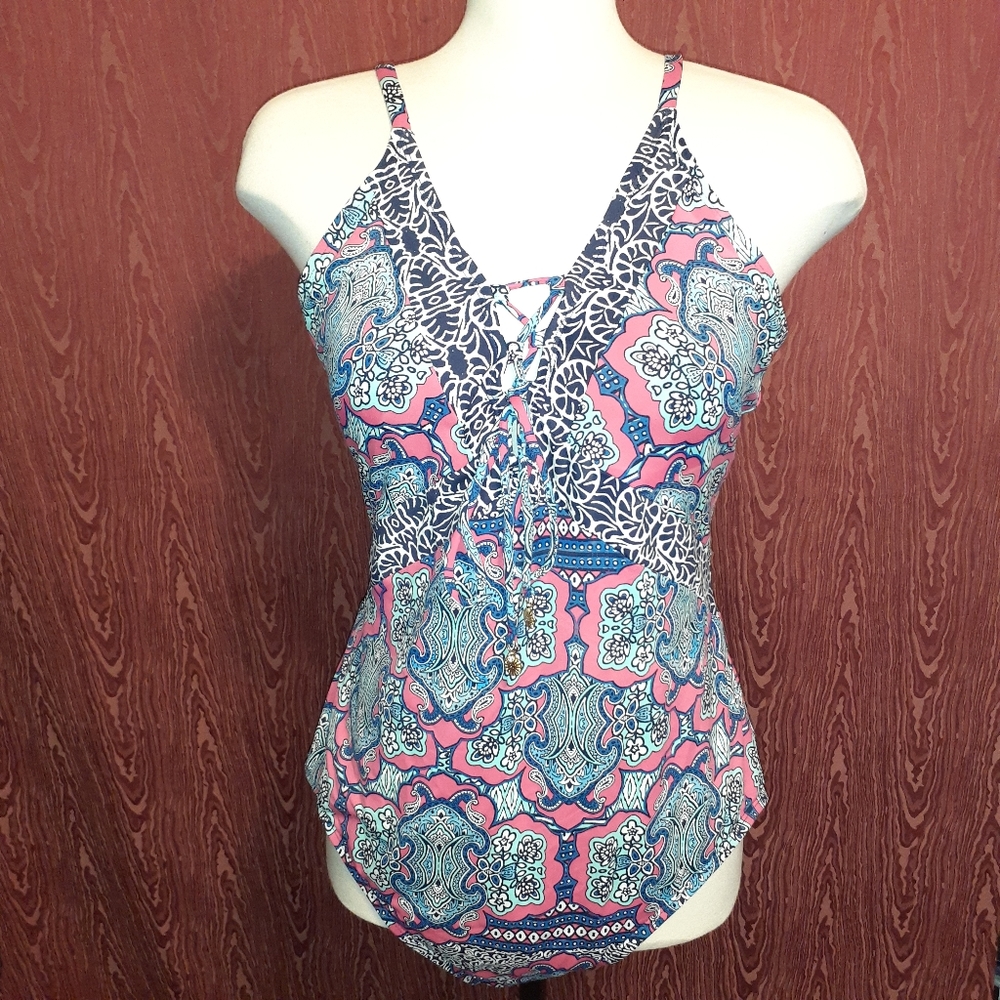 TOMMY BAHAMA 1 PIECE SWIM SUIT FOR POOL/BEACH/SPA/TANNING